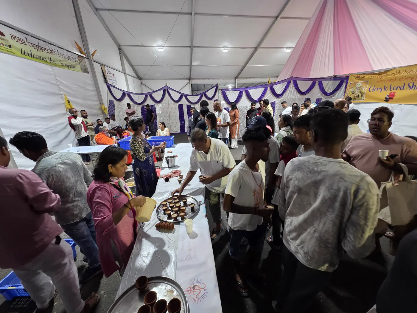 Ram Pottery tea and snacks distribution at Ganga Talao Mauritius