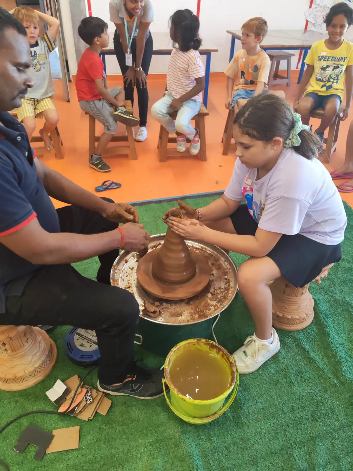 Ram Pottery pottery demonstration at Greencoast International School